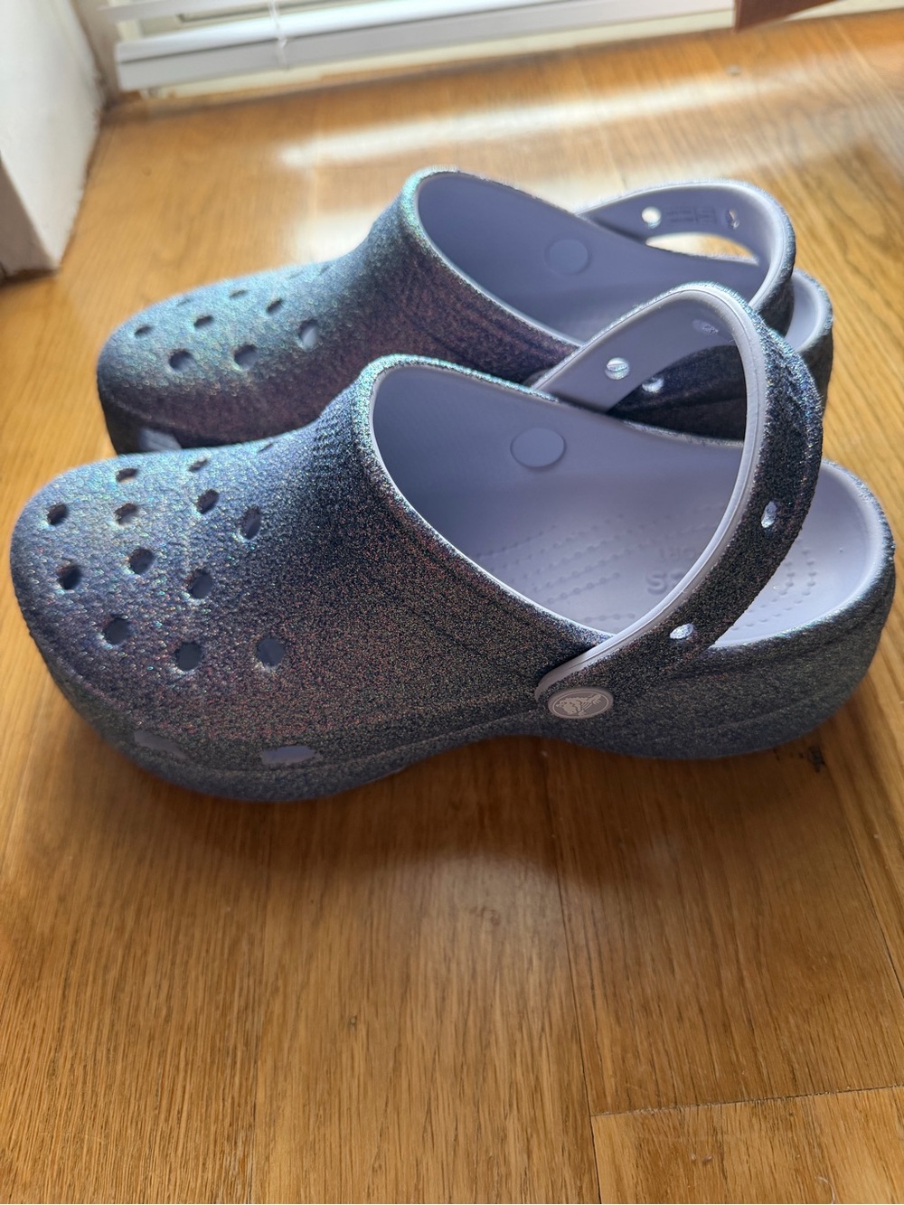 Crocs Size 7W Purple Glitter Sparkle - Picture 2 of 12